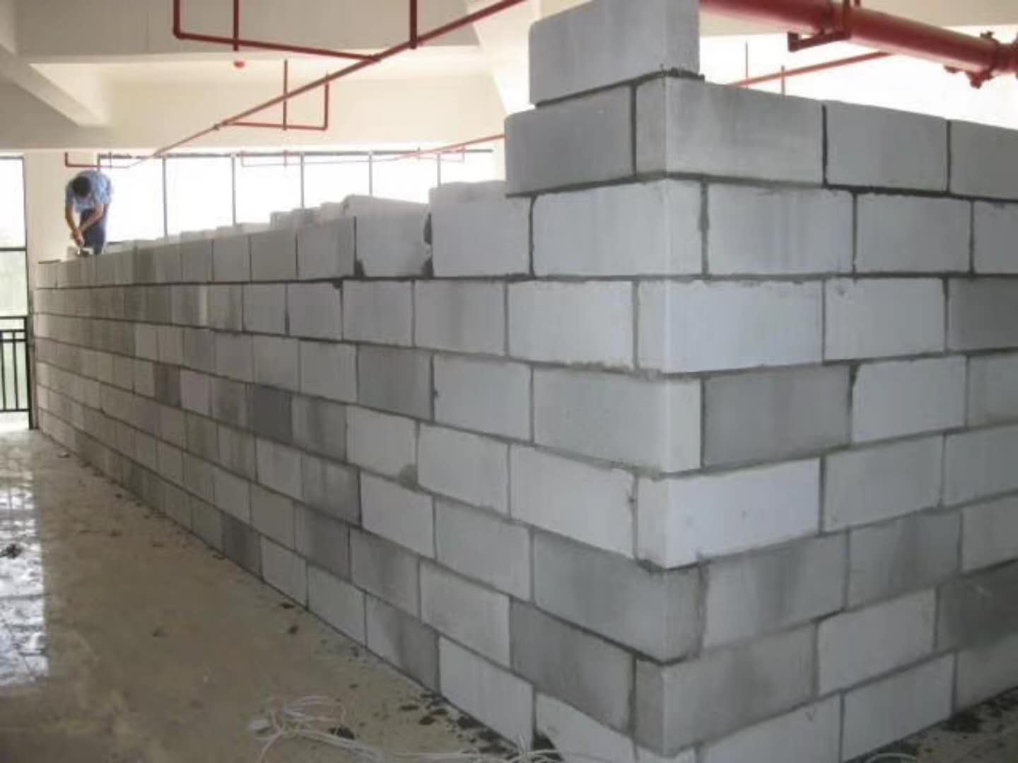 建德蒸压加气混凝土砌块承重墙静力和抗震性能的研究